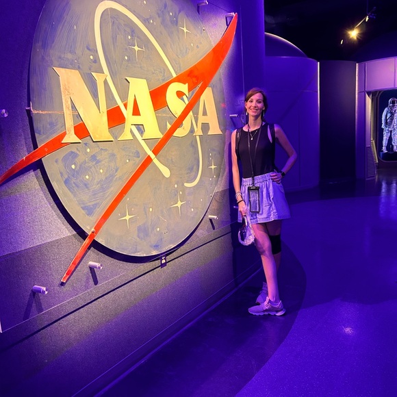 Meet Posher, REGAL Adrienne ✨✨👸🏻✨✨ - Picture 12 of 17